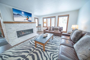Quicksilver 1605 by SummitCove Lodging